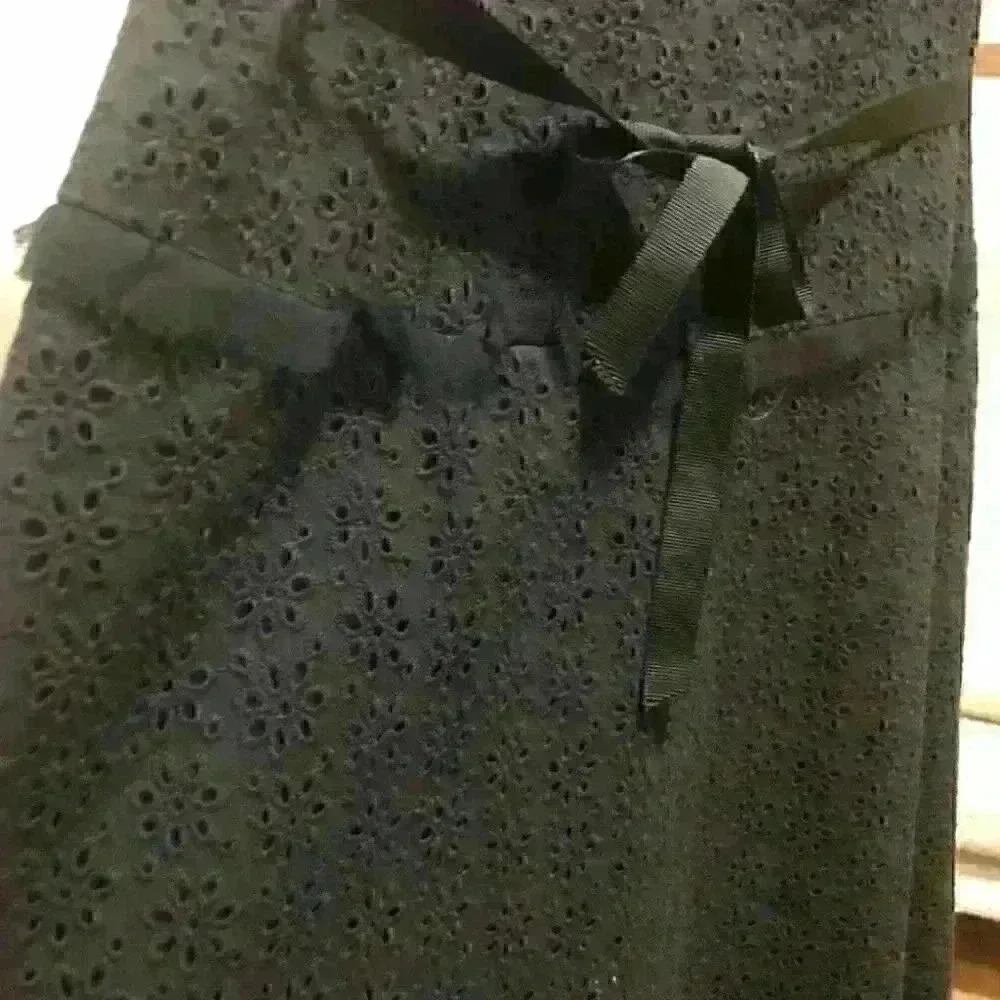 Laundry by Shelli Segal Eyelet Dress - Picture 4 of 8